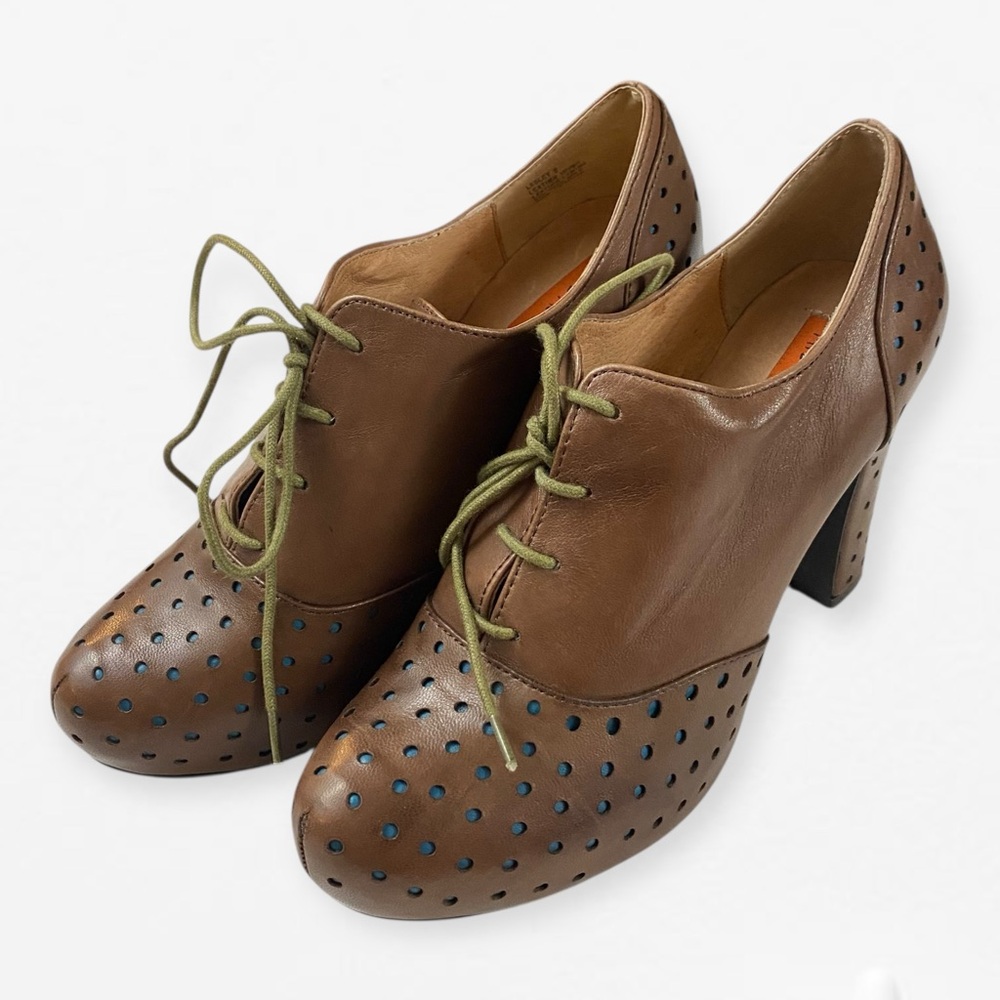 miz mooz lesley heels women’s 8 tan leather perforated lace up ankle booties